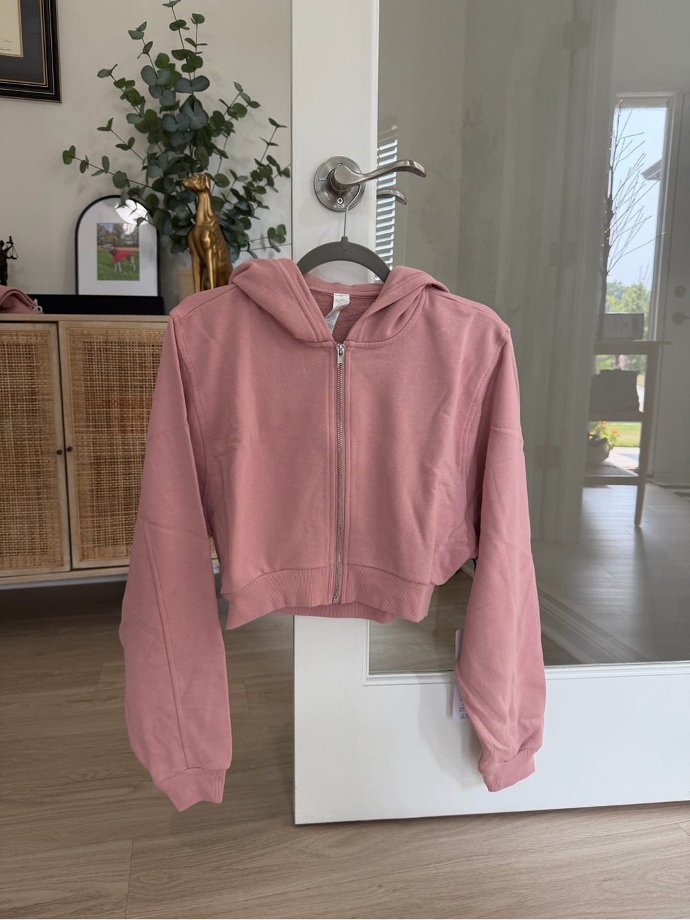 NWT ALO Sweet Escape Zip Up Hoodie- Vintage Pink Size M
